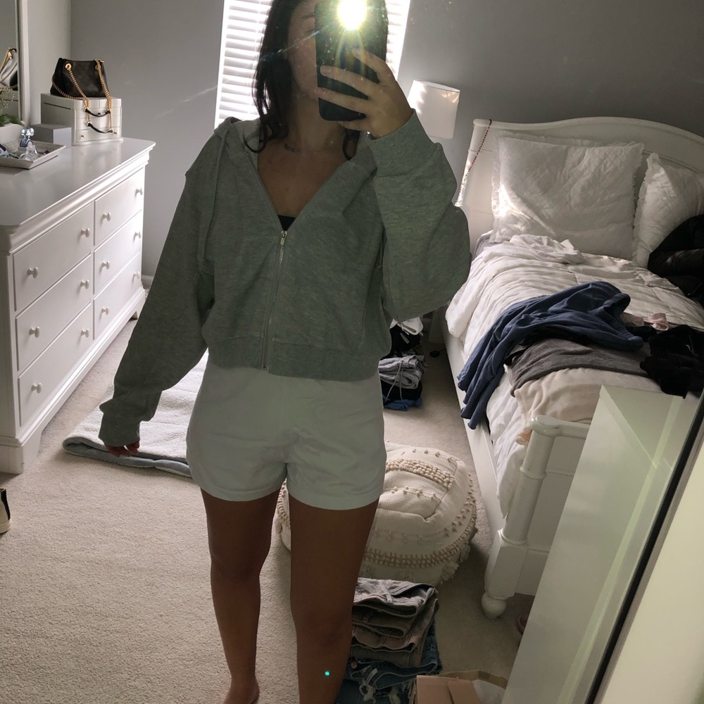 CROPPED ZIP UP HOODIE